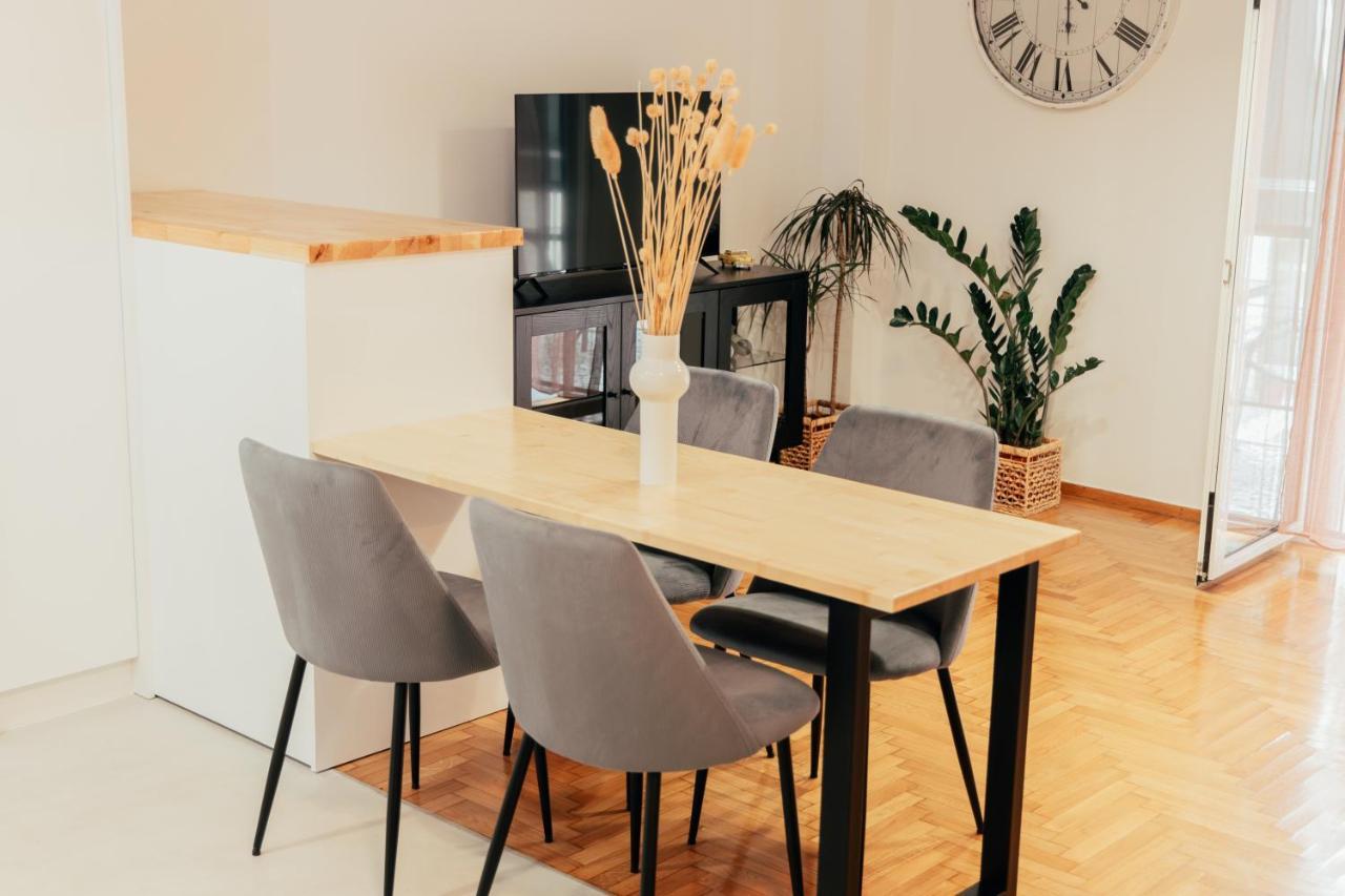 Mpetsos Apartment Ateny Zewnętrze zdjęcie